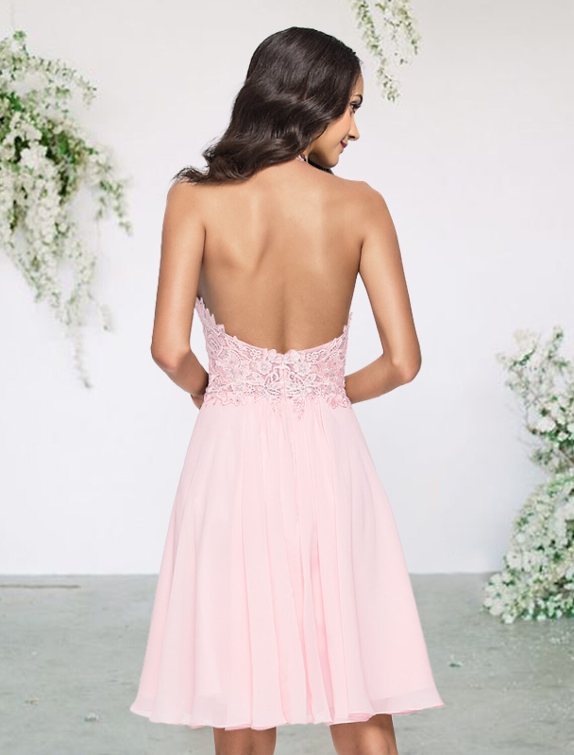 Wholesale A-Line Bridesmaid Dress Halter Neck Sleeveless Sexy Short / Mini Chiffon / Lace with Pleats / Appliques